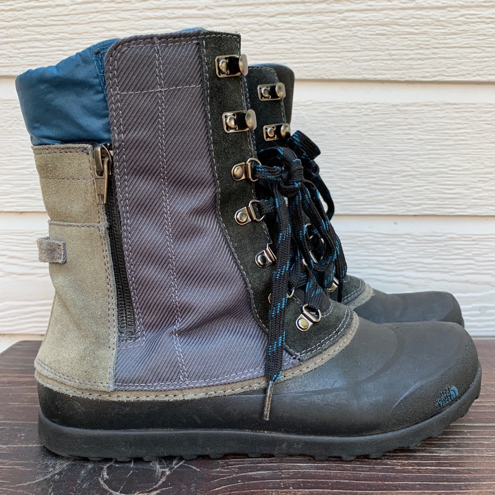 THE NORTH FACE Womens Hiking Boots Waterproof SZ 8